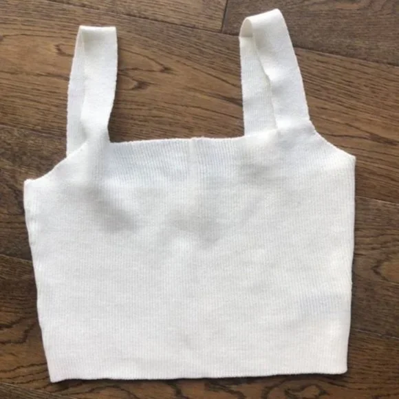 White Ribbed Cropped Tank Top - Picture 10 of 11